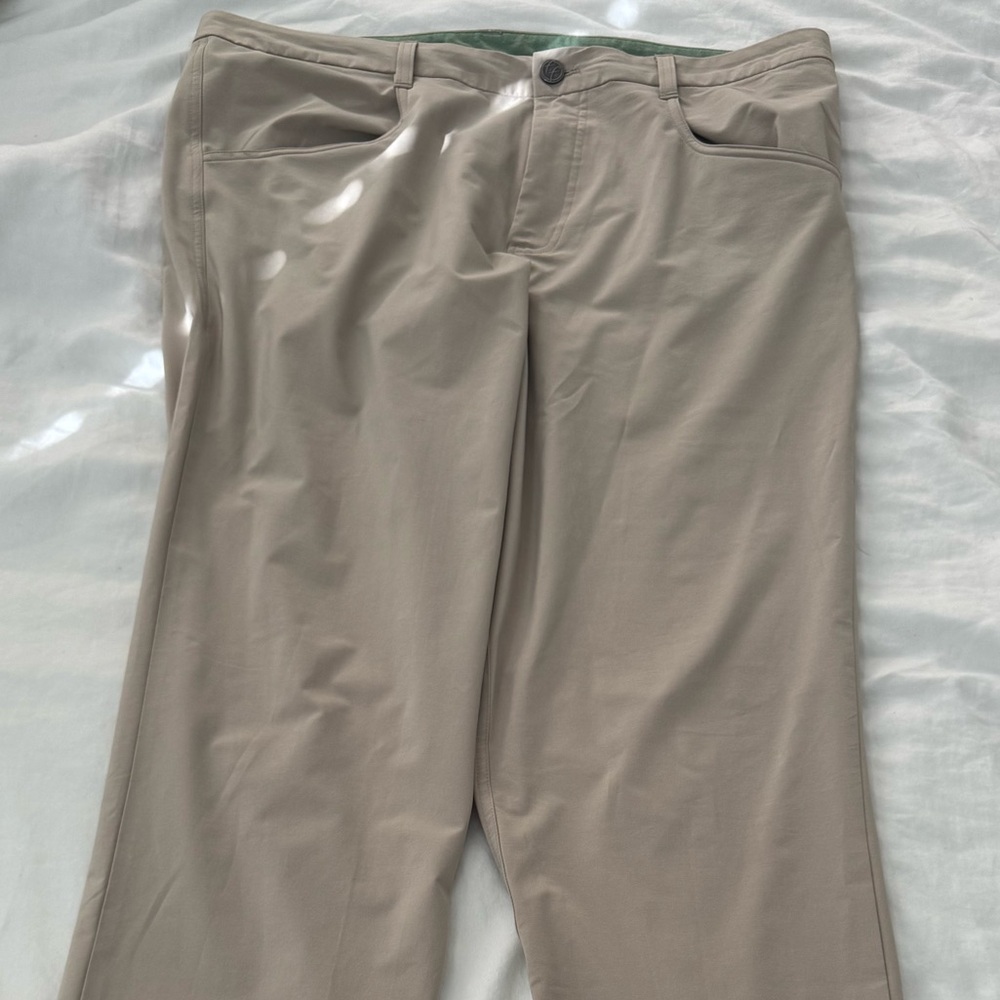 FreeFly Nomad Performance Khaki - 36x34 - GREAT condition